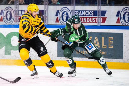 Skellefteås Joakim Lindström och Färjestads Patrik Lundh