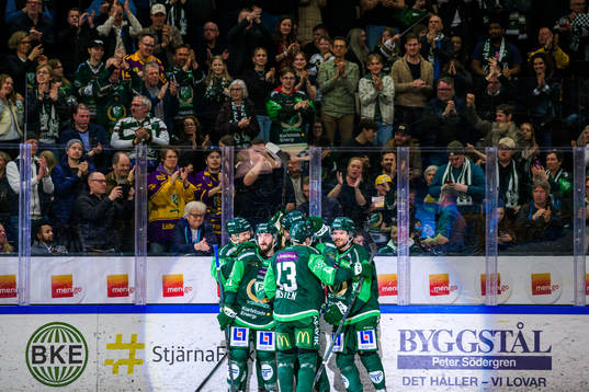 Färjestads spelare jublar
