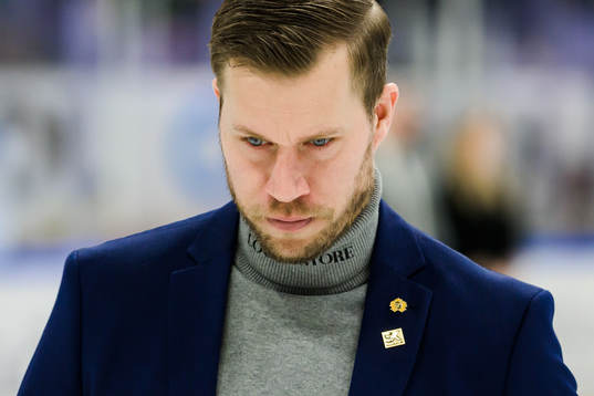 Skellefteås assisterande Andreas Falk