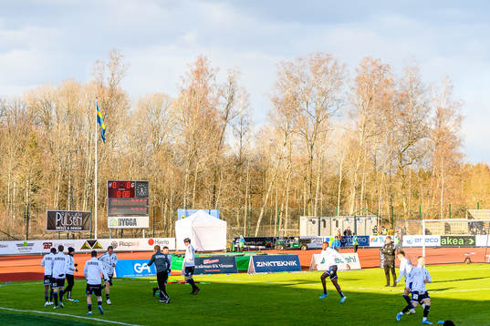 of Sirius spelare värmer upp före fotbollsmatchen i