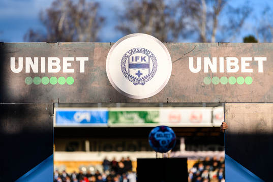 Unibet skyllt före fotbollsmatchen i Allsvenskan mellan