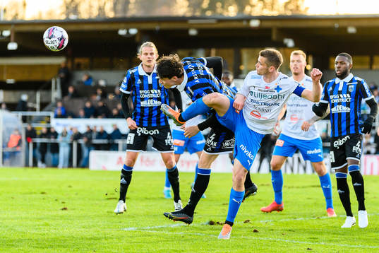 Sirius Jamie Roche och Värnamos Oscar Johansson