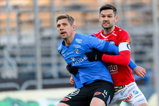 Halmstads Mikael Boman och Norrbys Ivo Dominik Pekalski