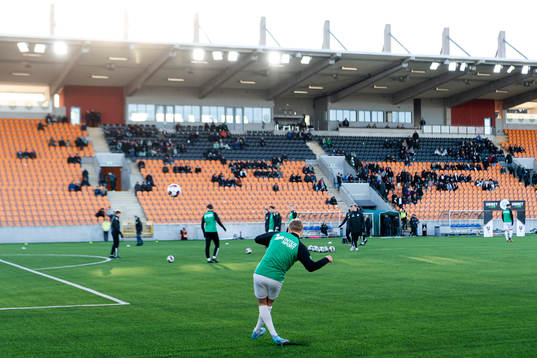Västerås spelare värmer upp