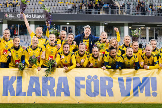 Players of Sweden celebrate