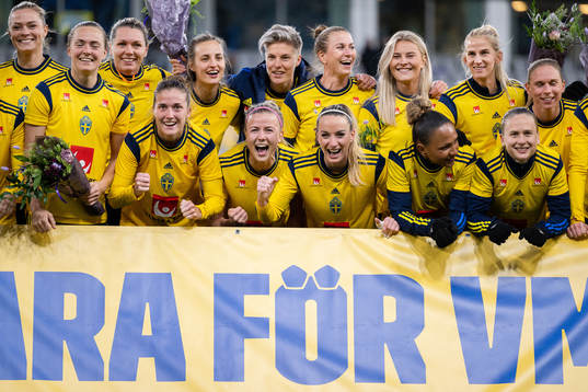 Players of Sweden celebrate