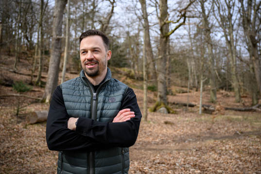 Frölundas Patrik Carlsson blir intervjuad