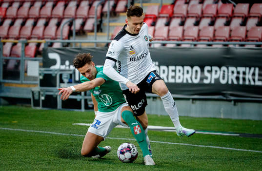 Jönköpings Adam Ben Lamin och Örebros Jake Larsson