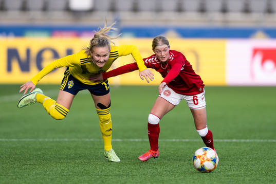 Sveriges Matilda Vinberg och Danmarks Vibeke Andersen