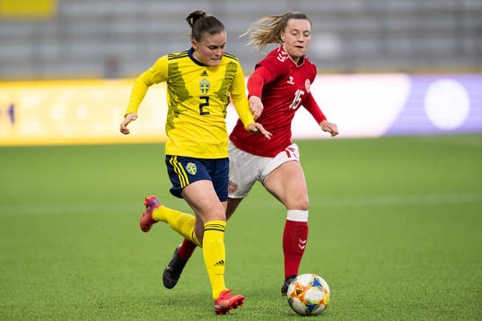 Sveriges Hanna Wijk och Danmarks Karen Knudsen