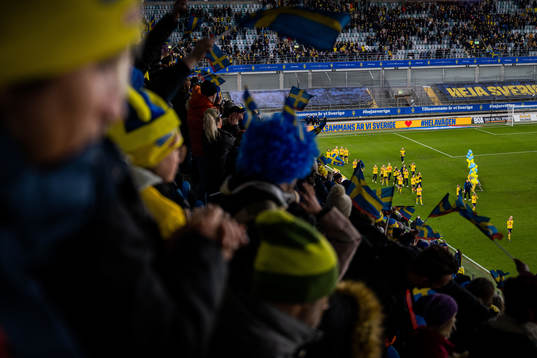 Players of Sweden celebrate
