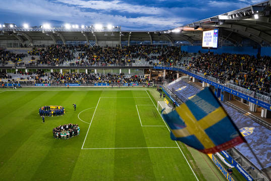 Players of Sweden celebrate