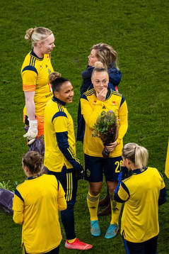 Madelen Janogy and Hanna Bennison of Sweden