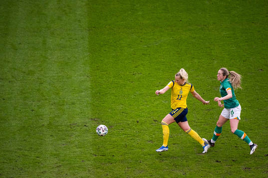 Stina Blackstenius of Sweden and Megan Connolly of Ireland