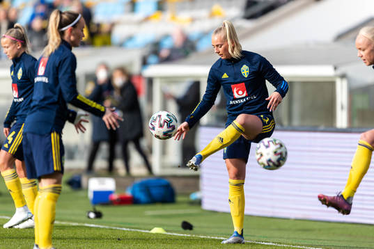 Stina Blackstenius of Sweden