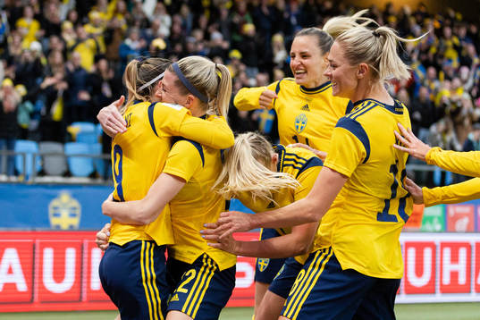 Kosovare Asllani, Olivia Schough, Stina Blackstenius ,