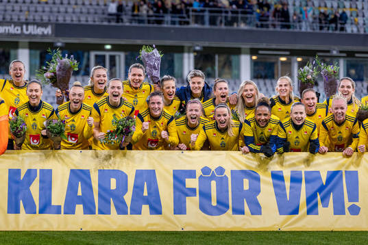 Players of Sweden celebrate