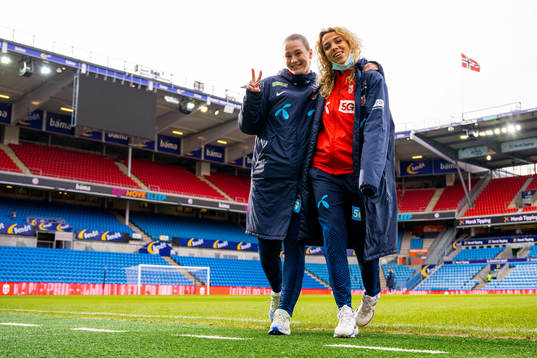 Elisabeth Terland and Celin Bizet Ildhusøy of Norway