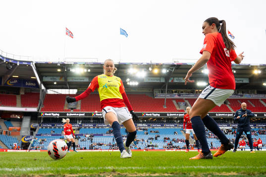 Frida Maanum and Ingrid Syrstad Engen of Norway