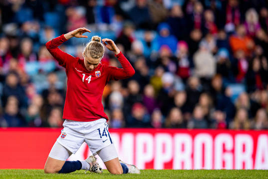 Ada Hegerberg of Norway reacts