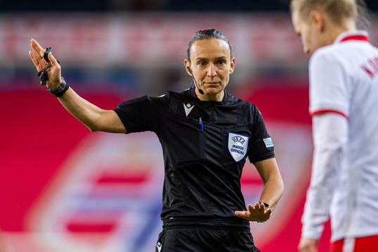 Ivana Projkovska, referee