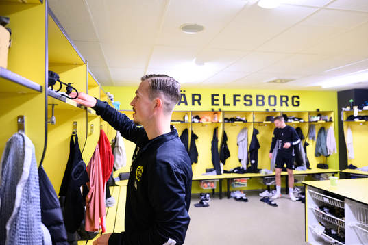 Elfsborgs Simon Olsson i omklädningsrummet