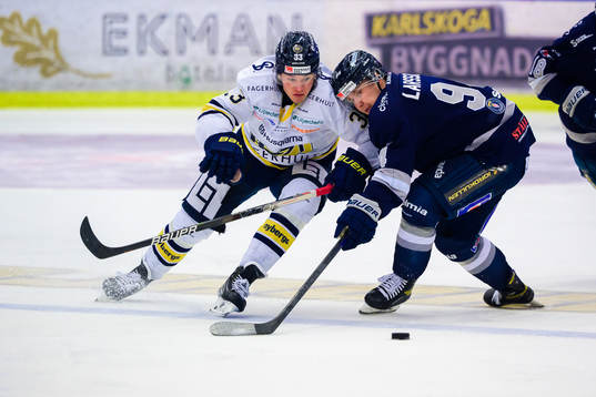 s Måns Lindbäck och Karlskogas Henrik Larsson