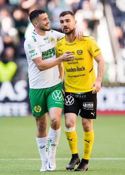 Hammarbys Astrit Selmani och Mjällbys Carlos Moros Gracia
