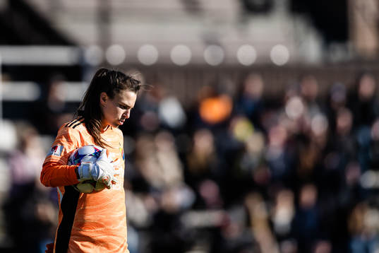 Djurgårdens målvakt Kelsey Daugherty deppar