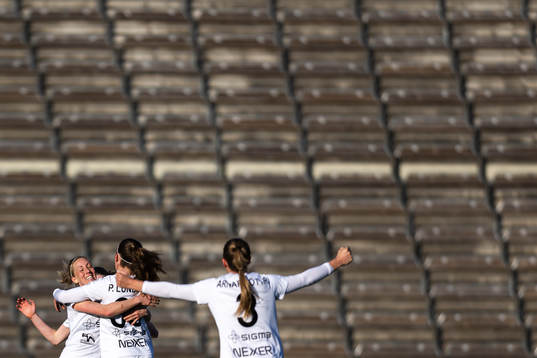 Rosengårds Mia Persson jublar