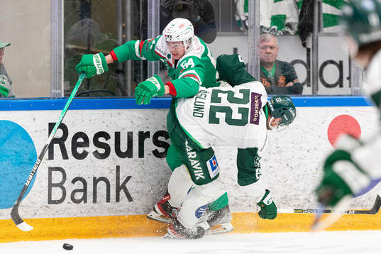 Rögles William Wallinder och Färjestads Per Åslund