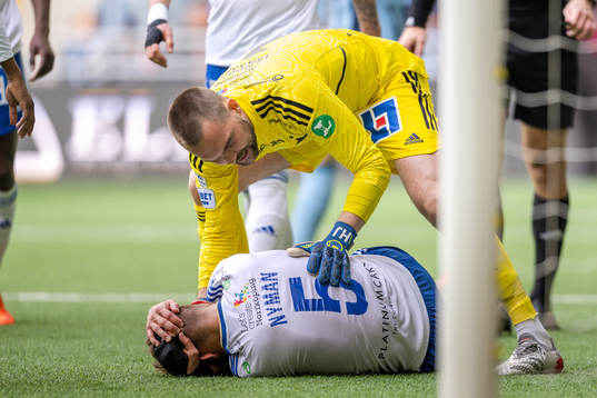 IFK Norrköpings Christoffer Nyman har ont