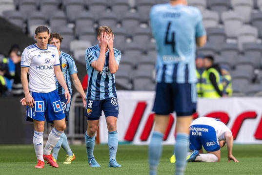 Djurgårdens Rasmus Schüller deppar