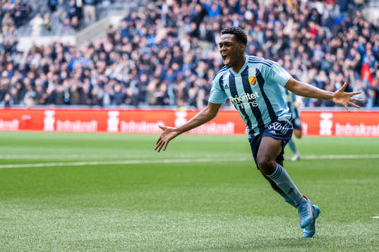Djurgårdens Joel Asoro jublar