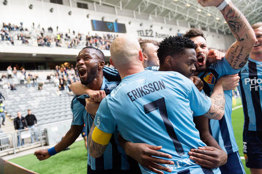 Djurgårdens Emmanuel Banda, Joel Asoro och Magnus Eriksson