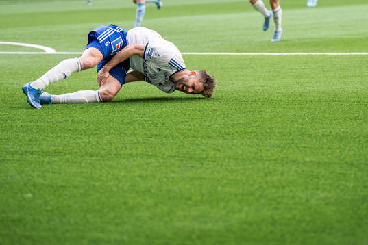 IFK Norrköpings Christoffer Nyman i en situation som leder
