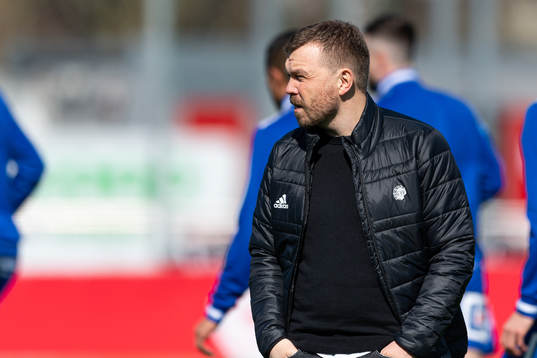 Sundsvalls tränare Henrik Åhnstrand före fotbollsmatchen