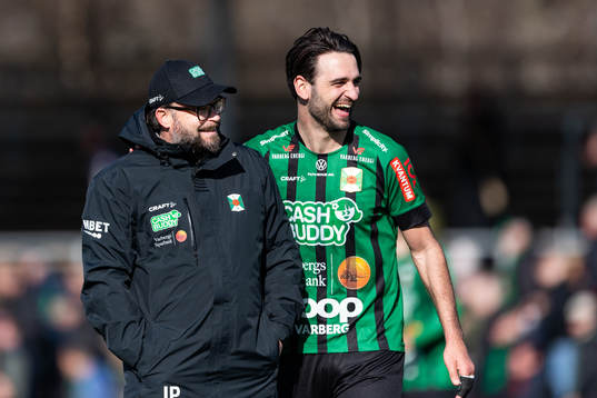 Varbergs tränare Joakim Persson och Oliver Stanisic