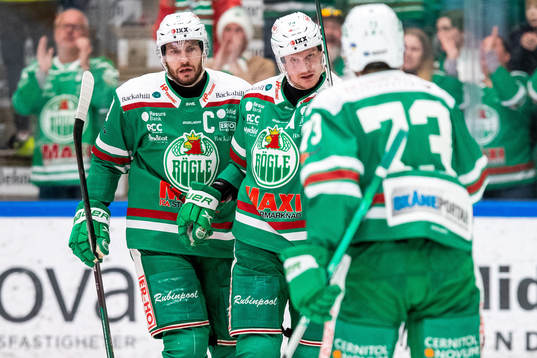 Rögles Anton Bengtsson jublar