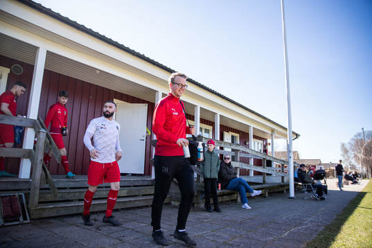 Strövelstorps assisterande tränare Dennis Henriksson