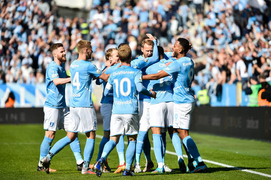 Malmö FFs spelare jublar