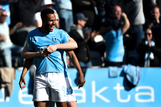 Malmö FFs Isaac Kiese Thelin jublar