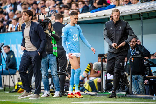 Malmö FFs Veljko Birmancevic byts ut