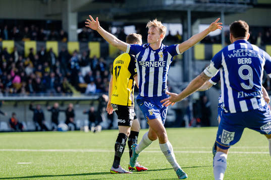 IFK Göteborgs Oscar Vilhelmsson jublar