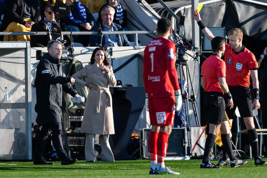 IFK Göteborgs tränare Mikael Stahre får en varning