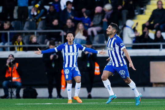 IFK Göteborgs Hosam Aiesh jublar