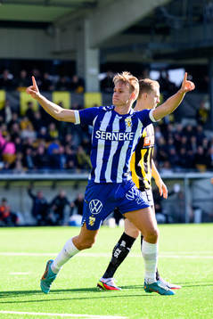 IFK Göteborgs Oscar Vilhelmsson jublar