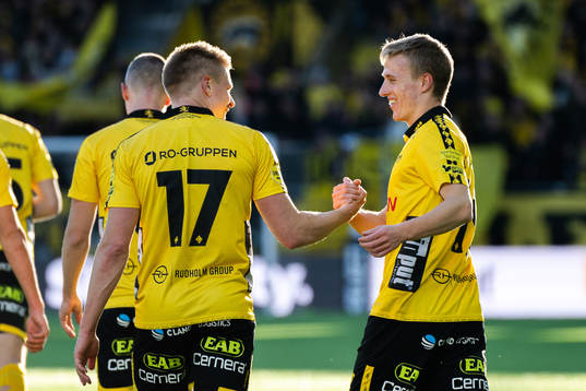 Elfsborgs Per Frick och Jeppe Møldrup Okkels jublar