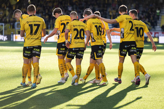 Elfsborgs spelare jublar