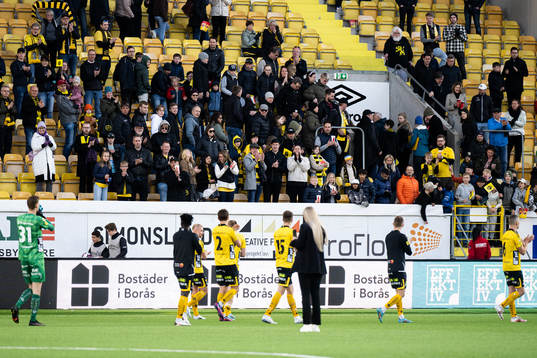 Elfsborgs spelare tackar publiken